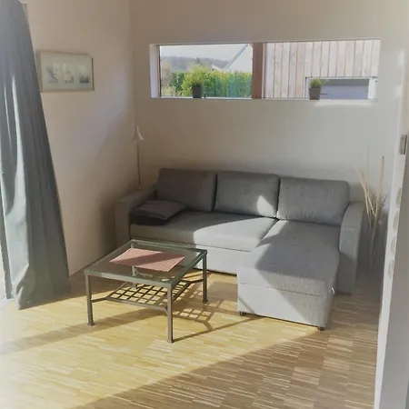 Strandnahes Mit Terrasse Und Stellplatz